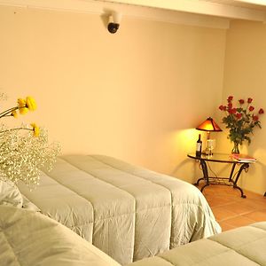 Habitación Económica con Cama King